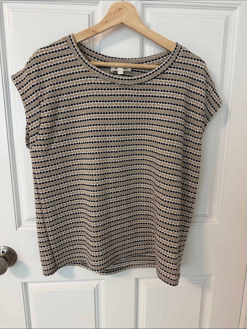 Kim & Cami Beige Tee with Black Dot Stripes